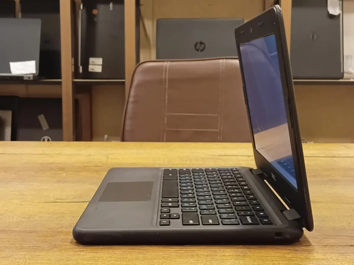 Power SocketDell Chromebook 3100 | 4GB RAM | 16GB eMMC | 11.6" HD Display - Image 2